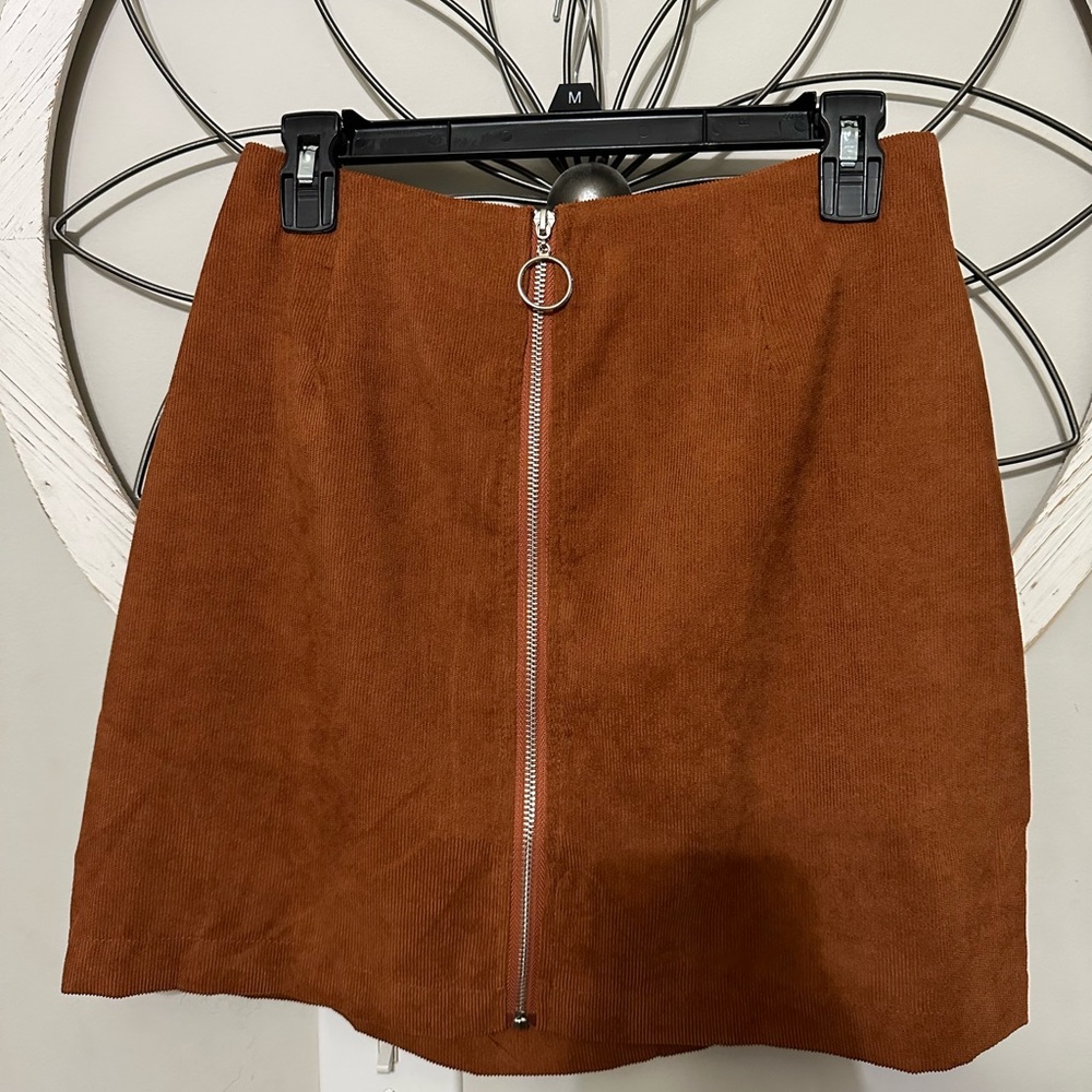 Zip up skirt